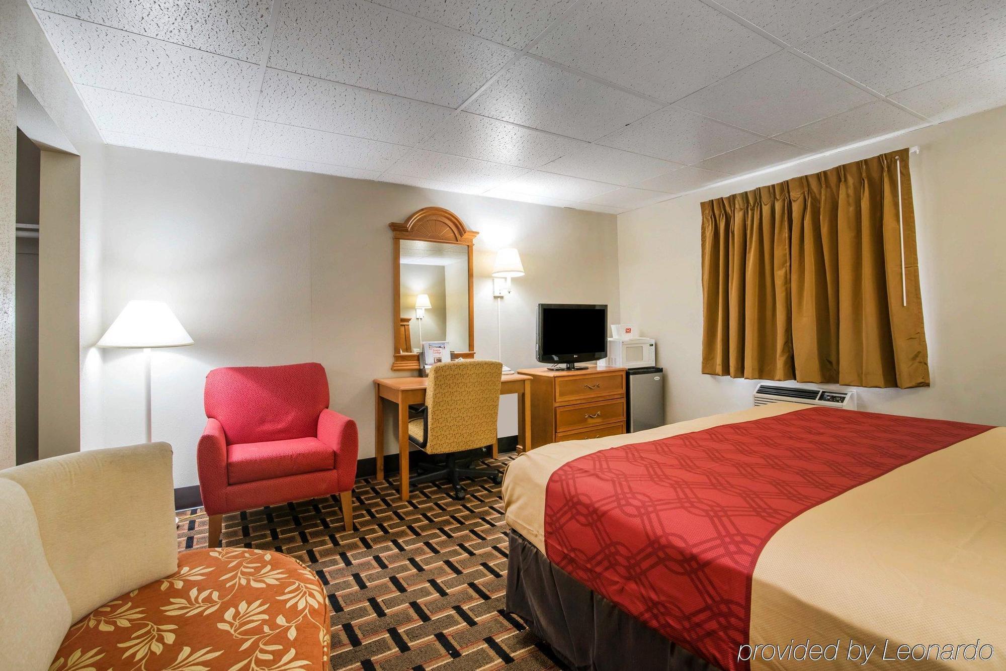 Econo Lodge ニューパルツ エクステリア 写真