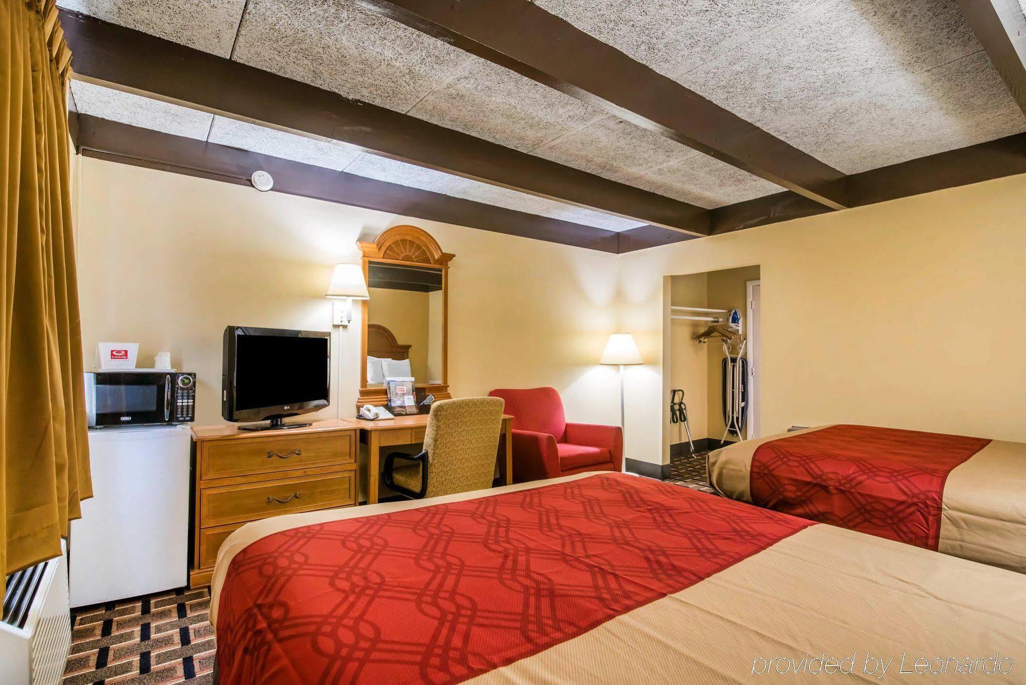 Econo Lodge ニューパルツ エクステリア 写真