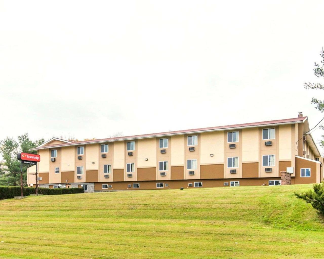 Econo Lodge ニューパルツ エクステリア 写真