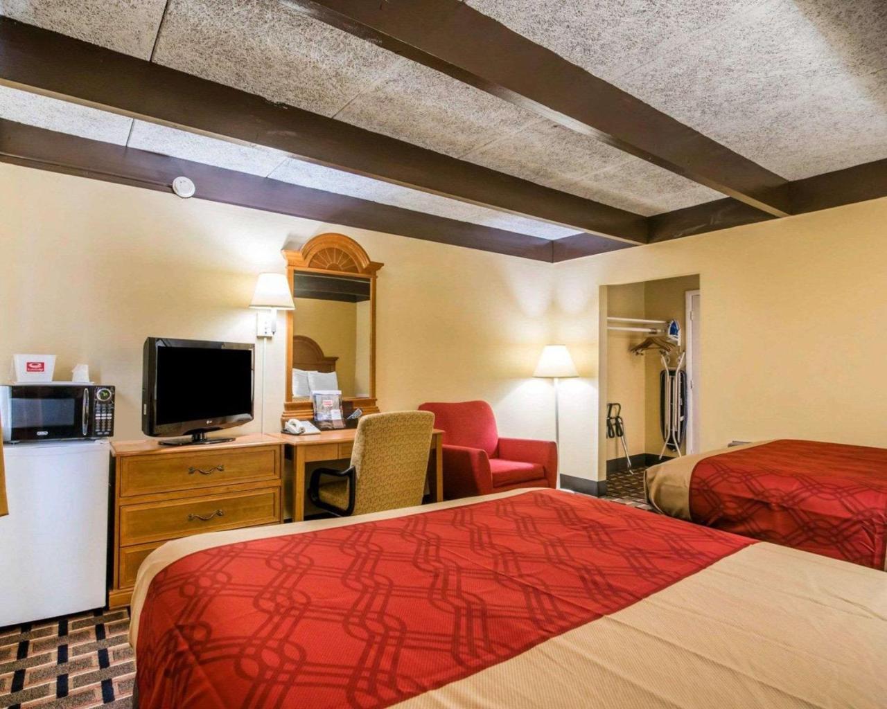 Econo Lodge ニューパルツ エクステリア 写真